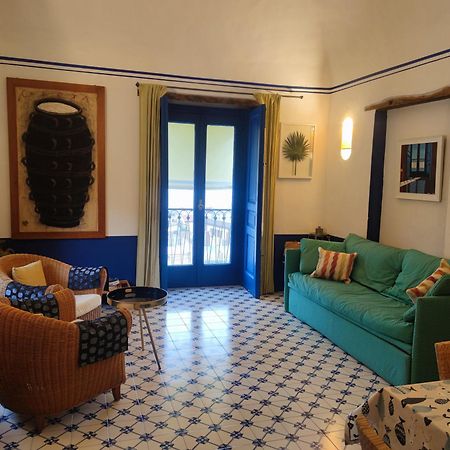 Casabluette A Minori - Amalfi Coast Apartment Bagian luar foto